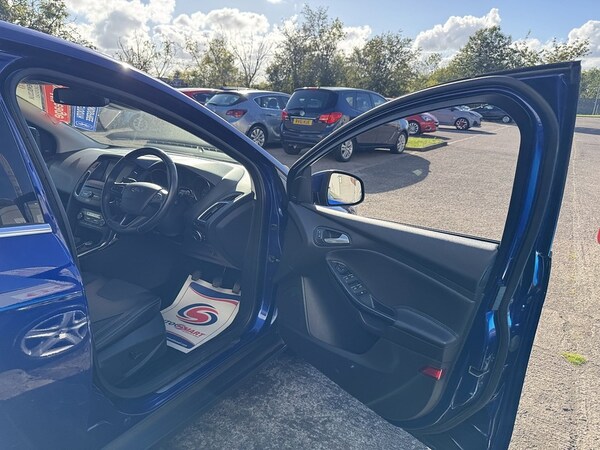 Used Ford Focus 2015 for sale - 76069255: Photo 57