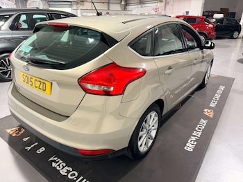Used Ford Focus 2015 for sale - 79489806: Photo