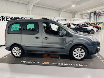 Used Peugeot Partner Tepee 2015 for sale - 79070794: Photo