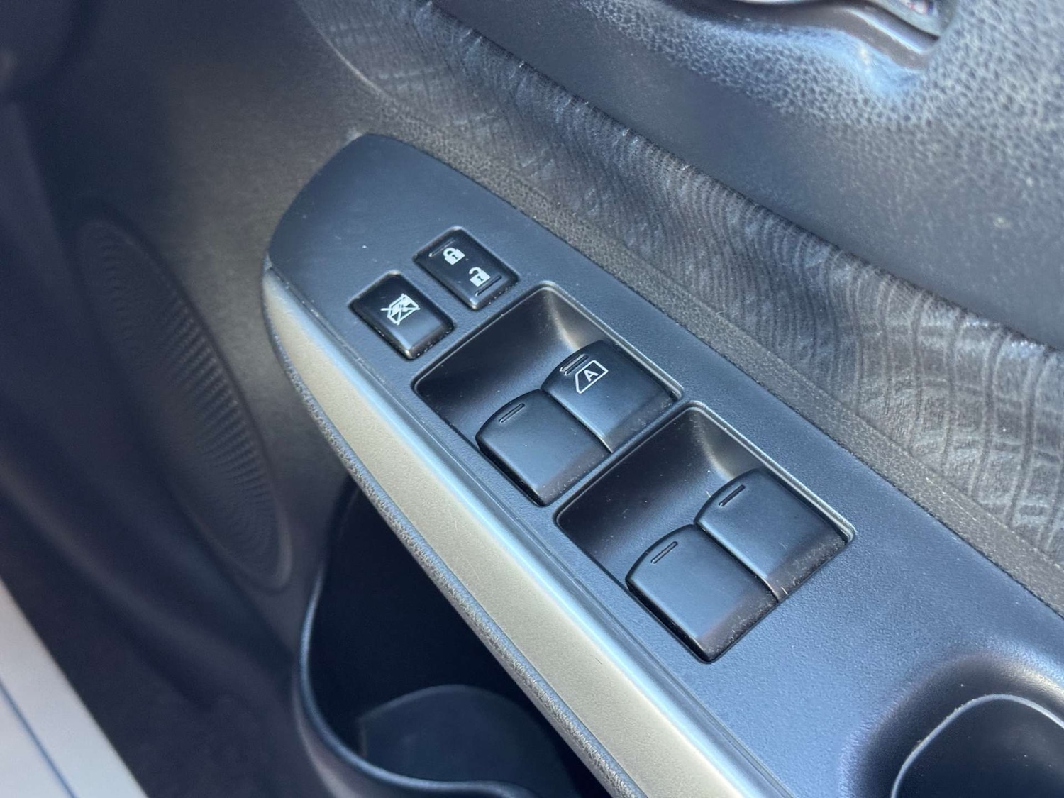 Used Nissan Note 2014 for sale - 77618878: Photo 55