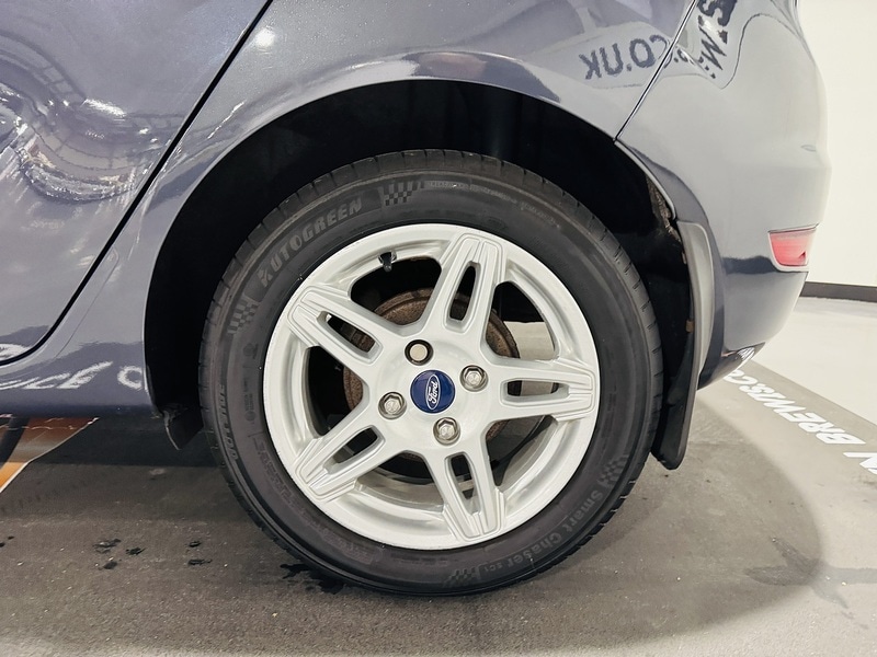 Used Ford Fiesta 2013 for sale - 76417999: Photo 15