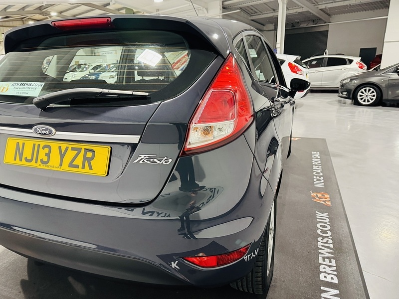 Used Ford Fiesta 2013 for sale - 76417999: Photo 9
