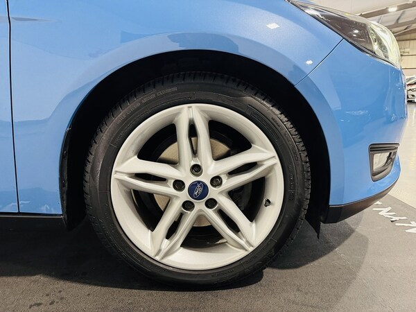 Used Ford Focus 2017 for sale - 76027051: Photo 18