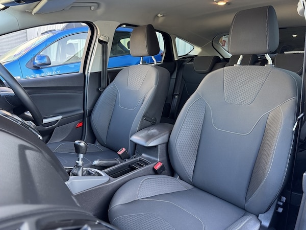 Used Ford Focus 2017 for sale - 76027051: Photo 26