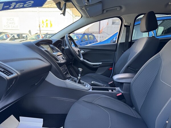 Used Ford Focus 2017 for sale - 76027051: Photo 27
