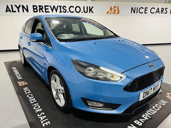 Used Ford Focus 2017 for sale - 76027051: Photo 2