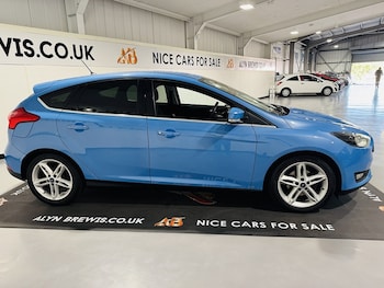 Used Ford Focus 2017 for sale - 76027051: Photo 3
