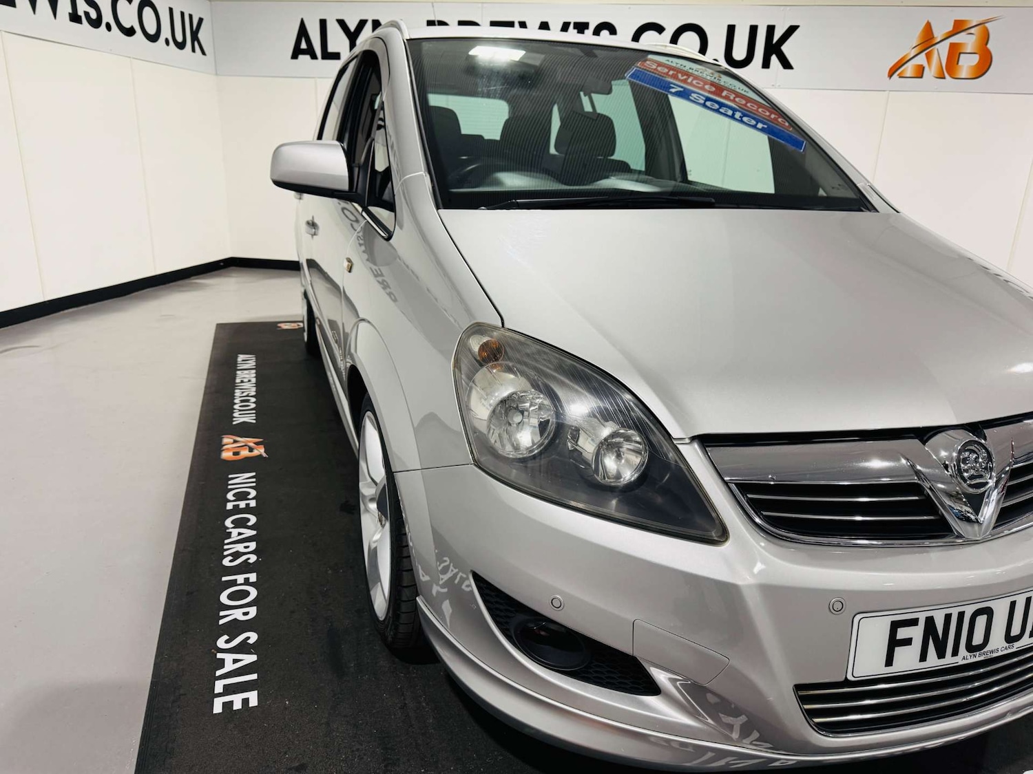 Used Vauxhall Zafira 2010 for sale - 77693811: Photo 8