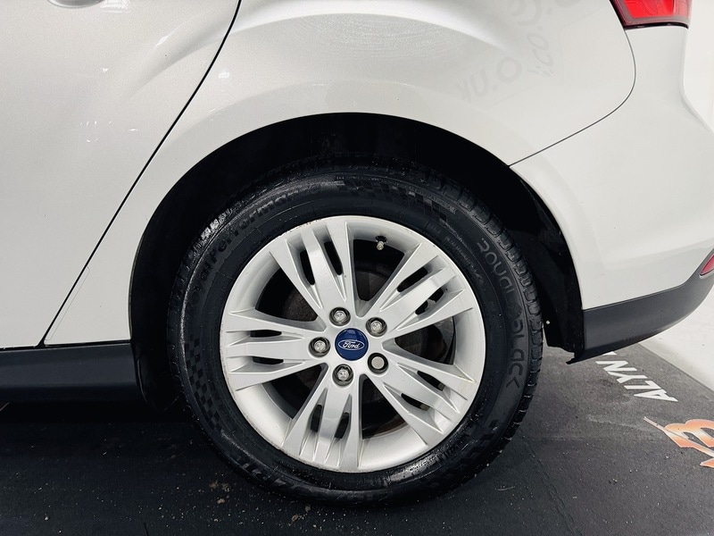 Used Ford Focus 2014 for sale - 76884427: Photo 15