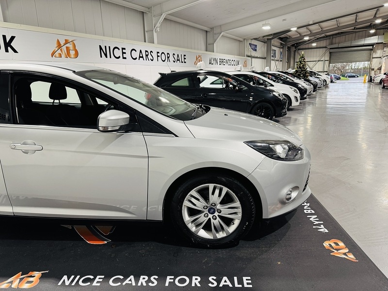 Used Ford Focus 2014 for sale - 76884427: Photo 19