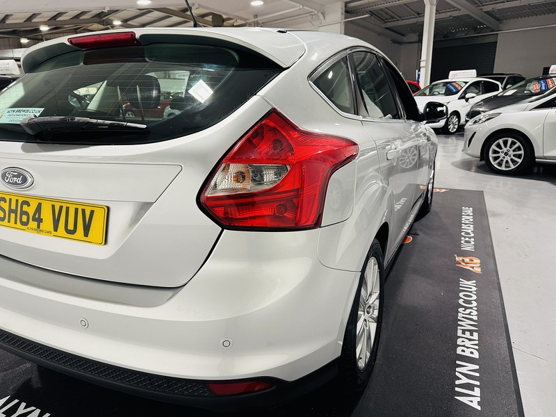 Used Ford Focus 2014 for sale - 76884427: Photo 9