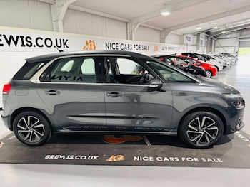 Used Citroen C4 Picasso 2017 for sale - 79432827: Photo
