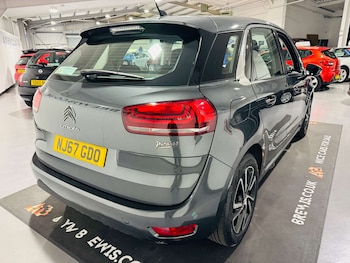 Used Citroen C4 Picasso 2017 for sale - 79432827: Photo