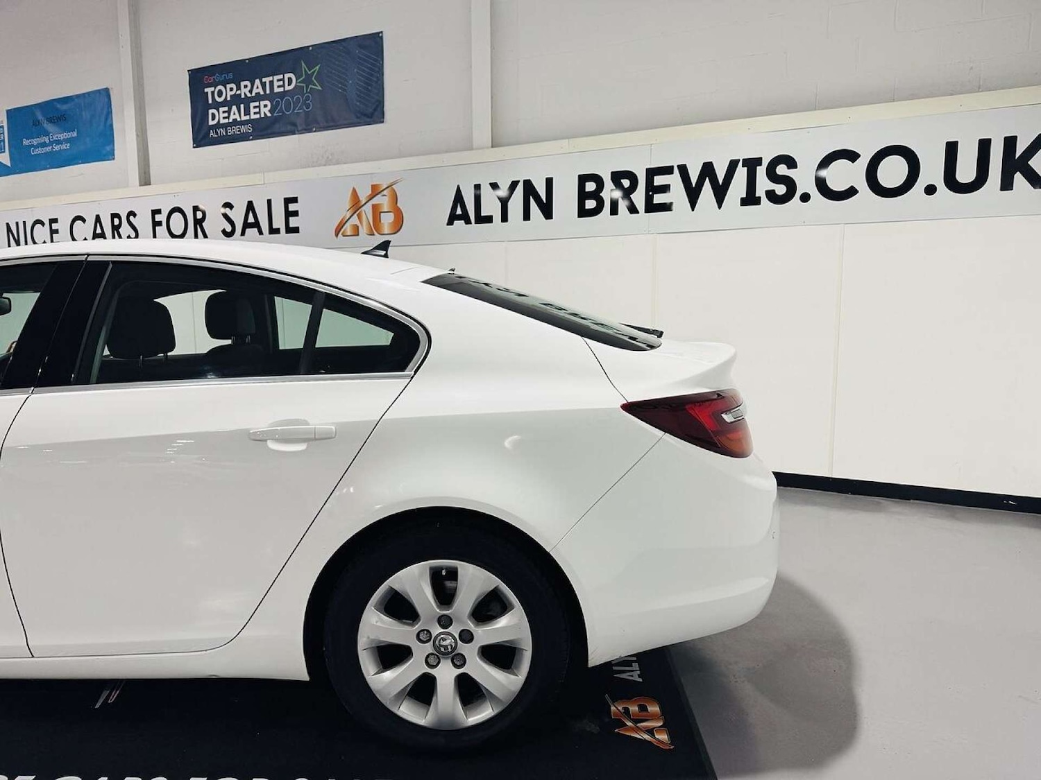 Used Vauxhall Insignia 2015 for sale - 77487288: Photo 12