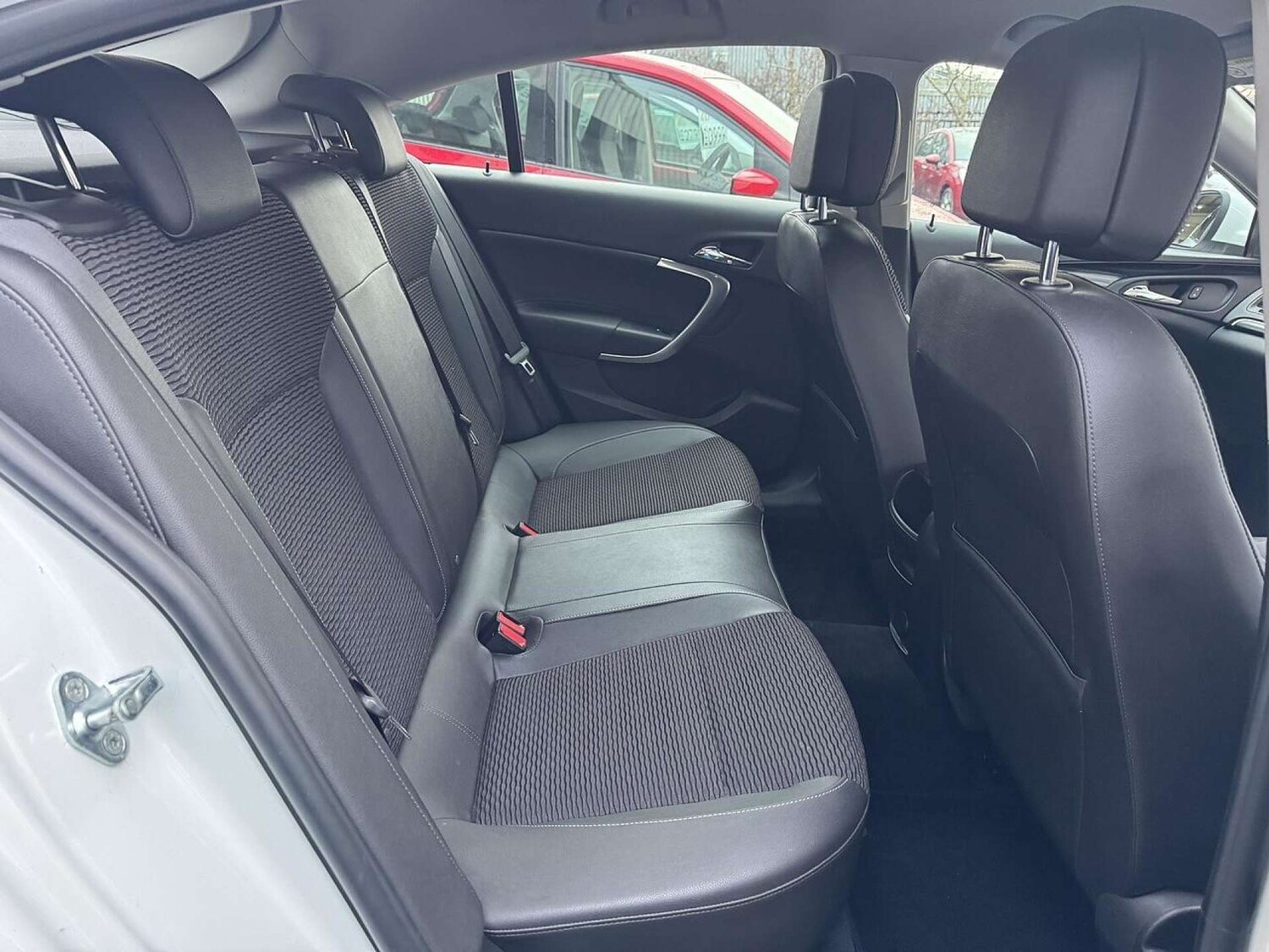 Used Vauxhall Insignia 2015 for sale - 77487288: Photo 30