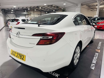 Used Vauxhall Insignia 2015 for sale - 77487288: Photo