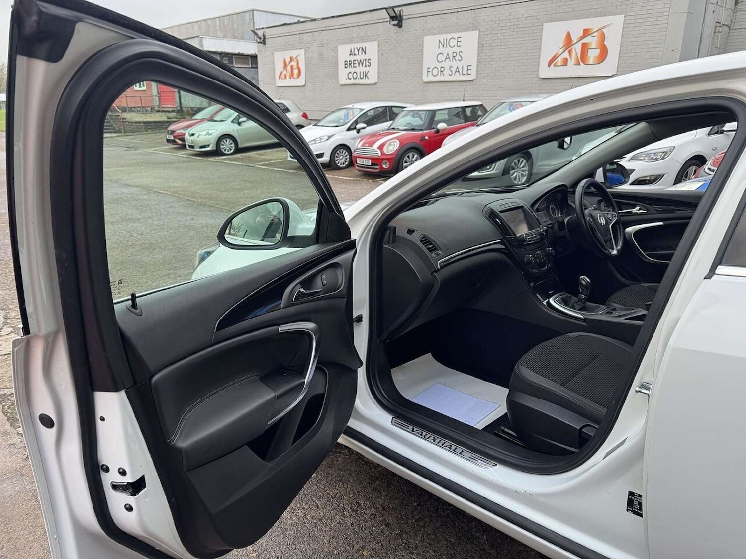 Used Vauxhall Insignia 2015 for sale - 77487288: Photo 57