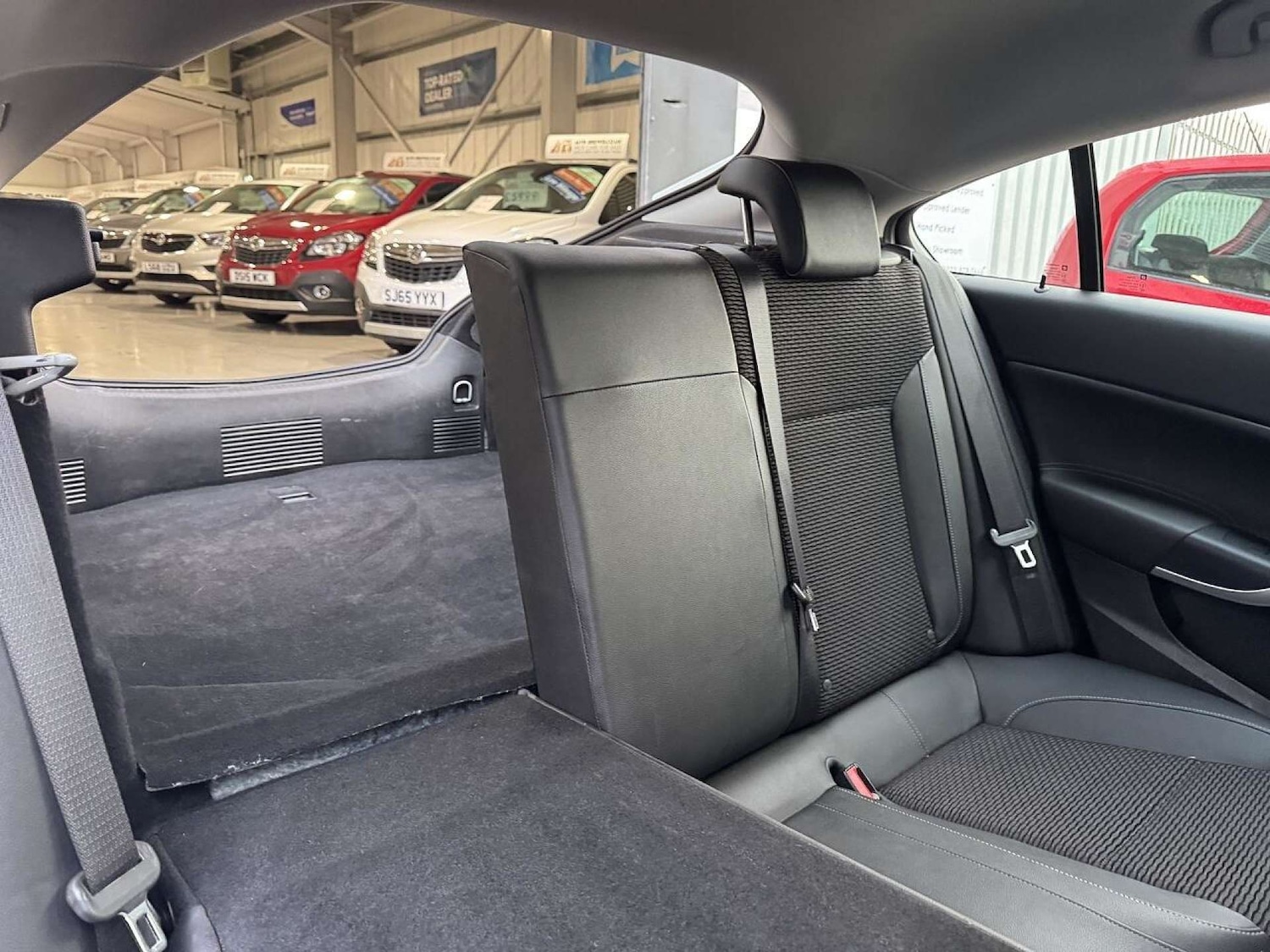 Used Vauxhall Insignia 2015 for sale - 77487288: Photo 65