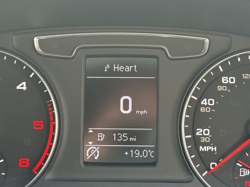 Used Audi Q3 2018 for sale - 76334068: Photo 46