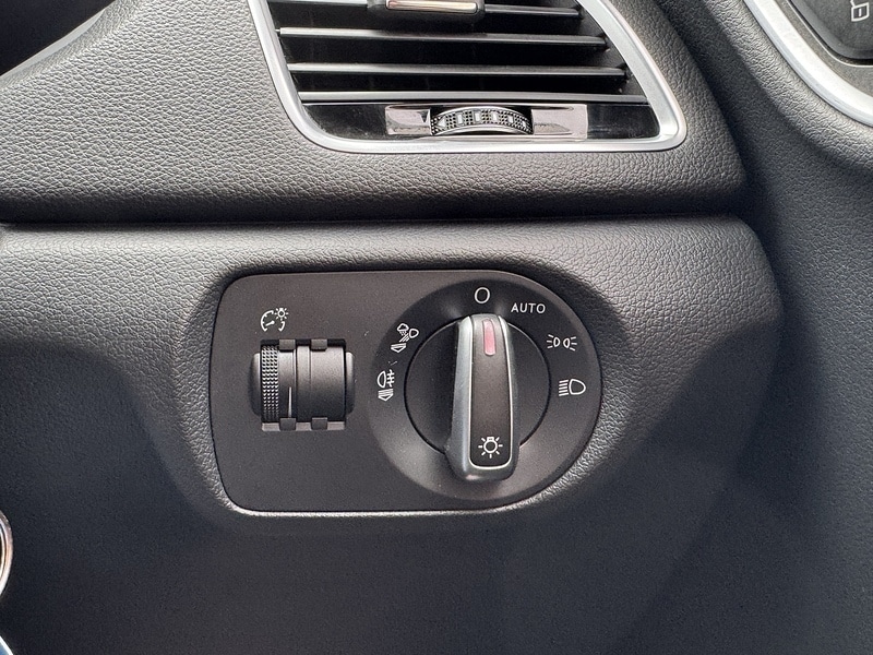 Used Audi Q3 2018 for sale - 76334068: Photo 68