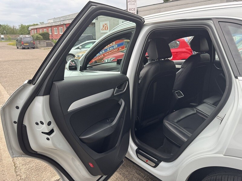 Used Audi Q3 2018 for sale - 76334068: Photo 75