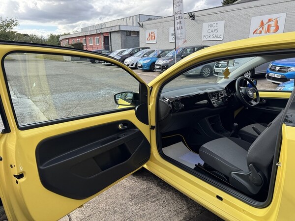 Used Volkswagen up! 2016 for sale - 76182024: Photo 44