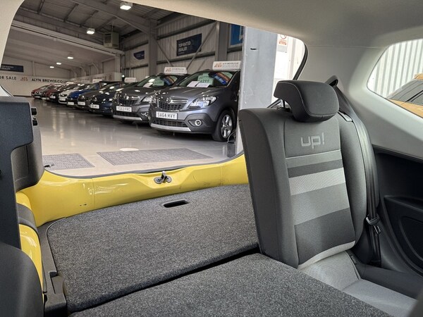 Used Volkswagen up! 2016 for sale - 76182024: Photo 52