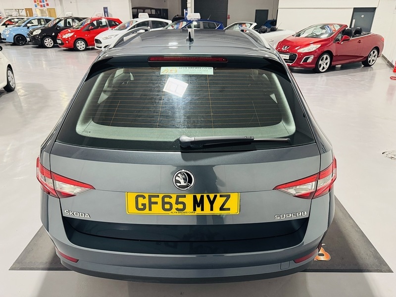 Used Skoda Superb 2015 for sale - 77125717: Photo 14