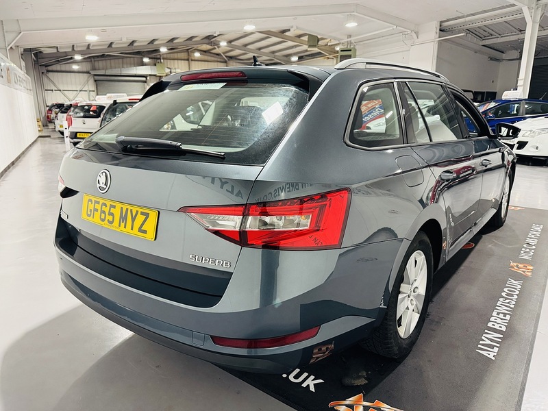 Used Skoda Superb 2015 for sale - 77125717: Photo 4