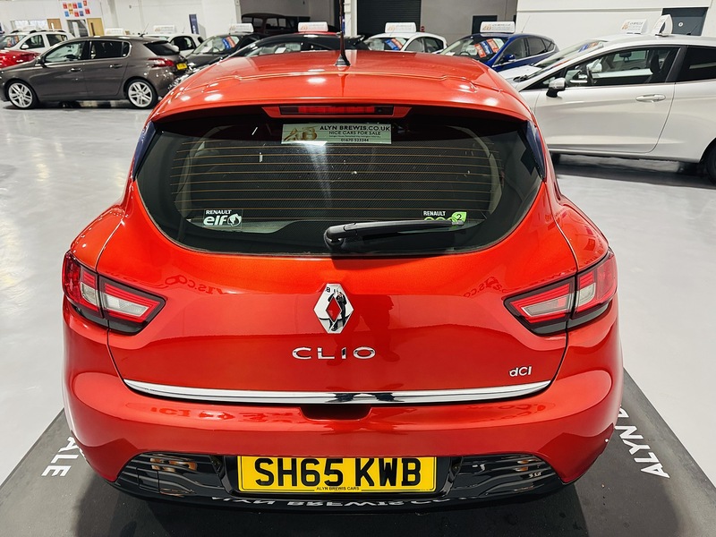 Used Renault Clio 2015 for sale - 76845891: Photo 14