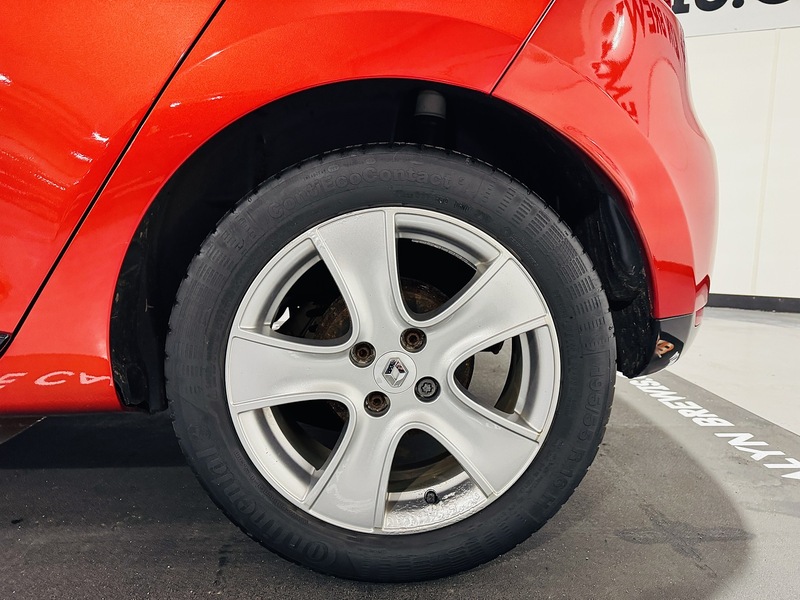 Used Renault Clio 2015 for sale - 76845891: Photo 15