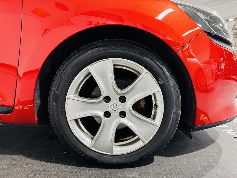 Used Renault Clio 2015 for sale - 76845891: Photo 17