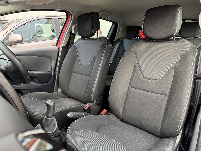 Used Renault Clio 2015 for sale - 76845891: Photo 25