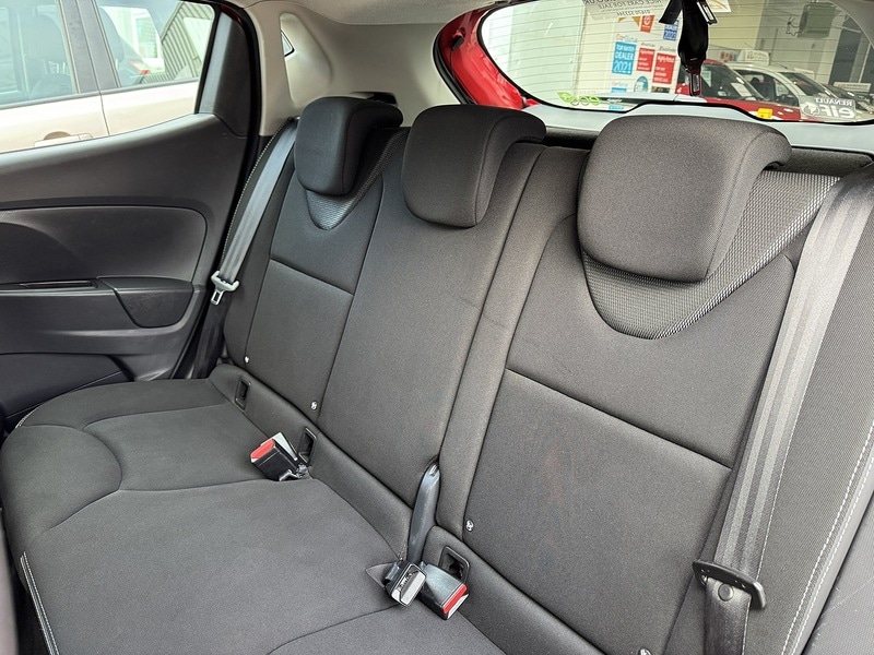 Used Renault Clio 2015 for sale - 76845891: Photo 28