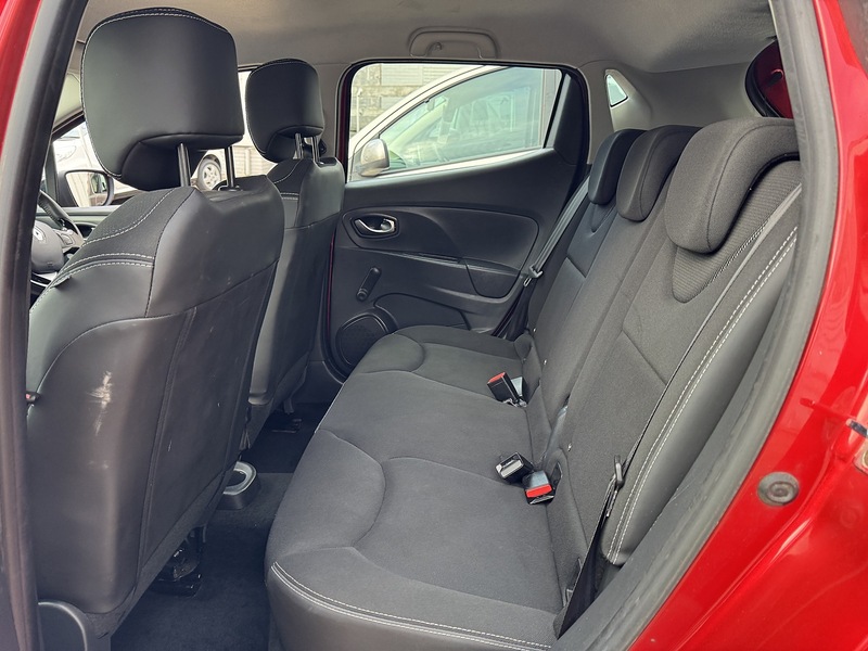Used Renault Clio 2015 for sale - 76845891: Photo 29