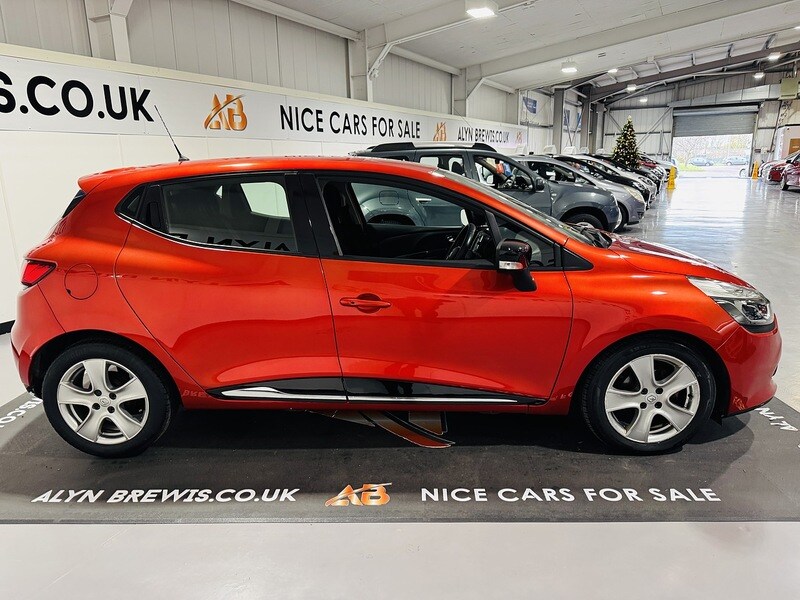 Used Renault Clio 2015 for sale - 76845891: Photo 3