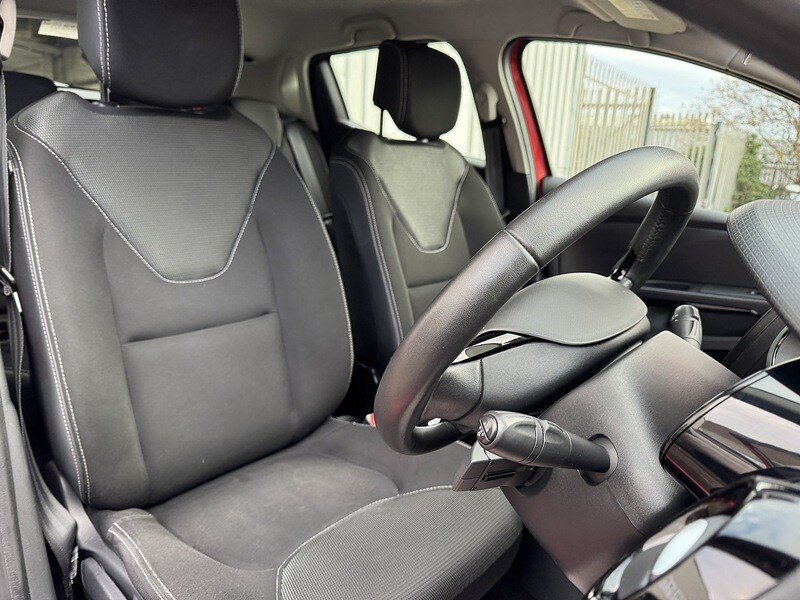 Used Renault Clio 2015 for sale - 76845891: Photo 32