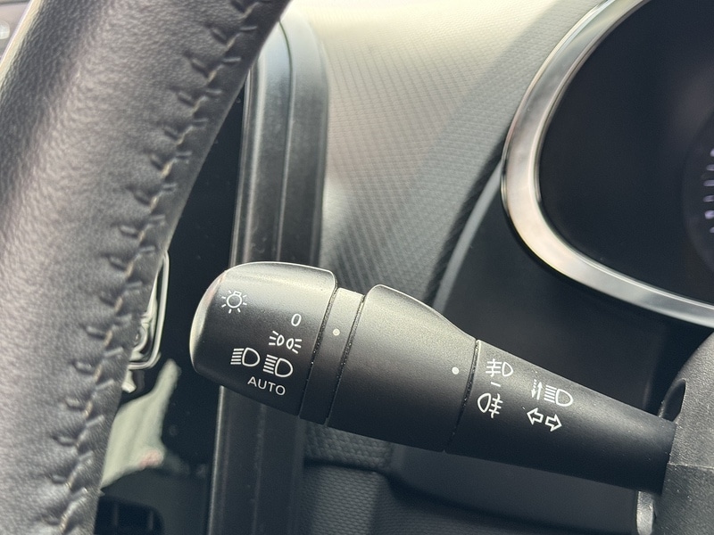 Used Renault Clio 2015 for sale - 76845891: Photo 51