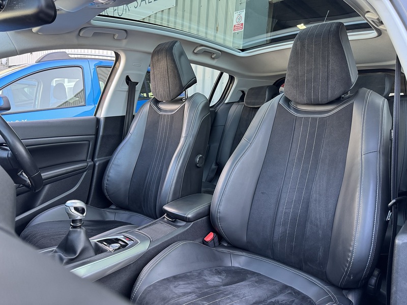 Used Peugeot 308 2014 for sale - 76665851: Photo 25