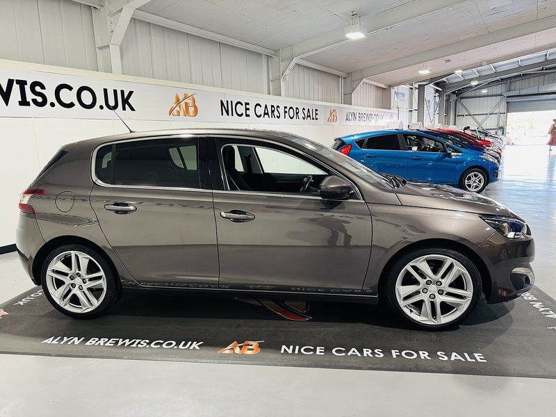 Used Peugeot 308 2014 for sale - 76665851: Photo 3
