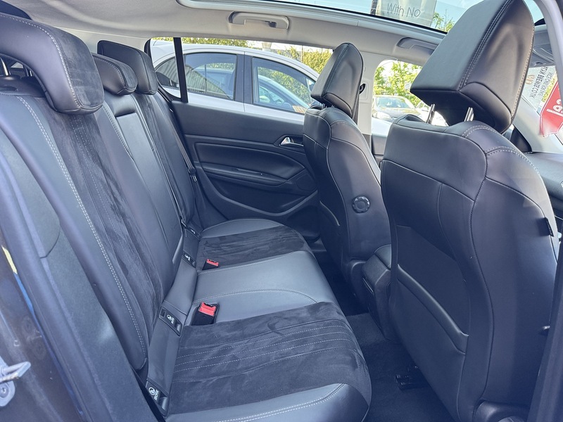 Used Peugeot 308 2014 for sale - 76665851: Photo 30