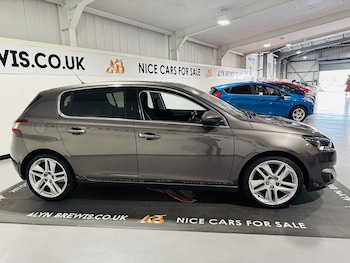 Used Peugeot 308 2014 for sale - 76665851: Photo