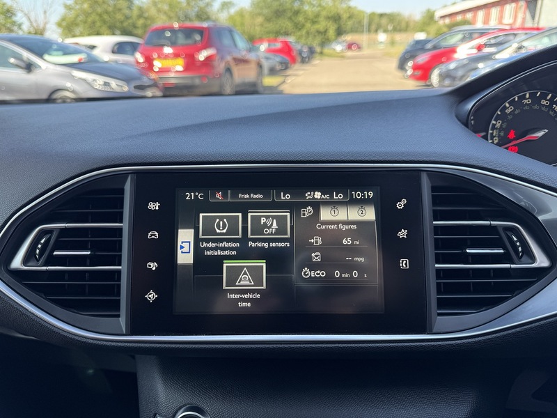 Used Peugeot 308 2014 for sale - 76665851: Photo 43