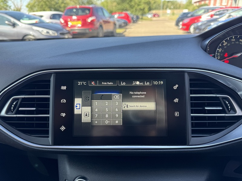 Used Peugeot 308 2014 for sale - 76665851: Photo 45