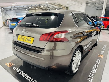 Used Peugeot 308 2014 for sale - 76665851: Photo