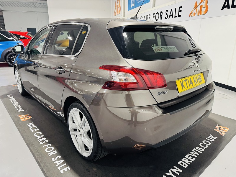 Used Peugeot 308 2014 for sale - 76665851: Photo 5