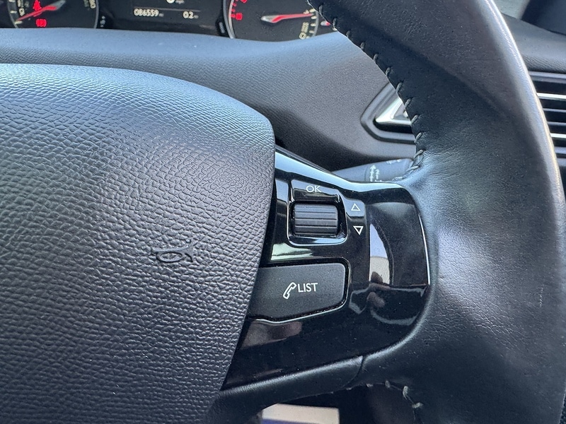 Used Peugeot 308 2014 for sale - 76665851: Photo 52