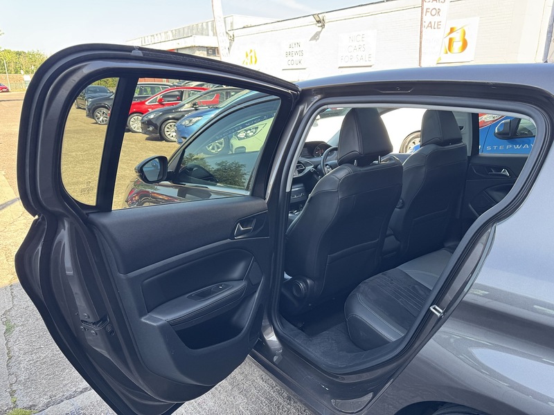 Used Peugeot 308 2014 for sale - 76665851: Photo 62