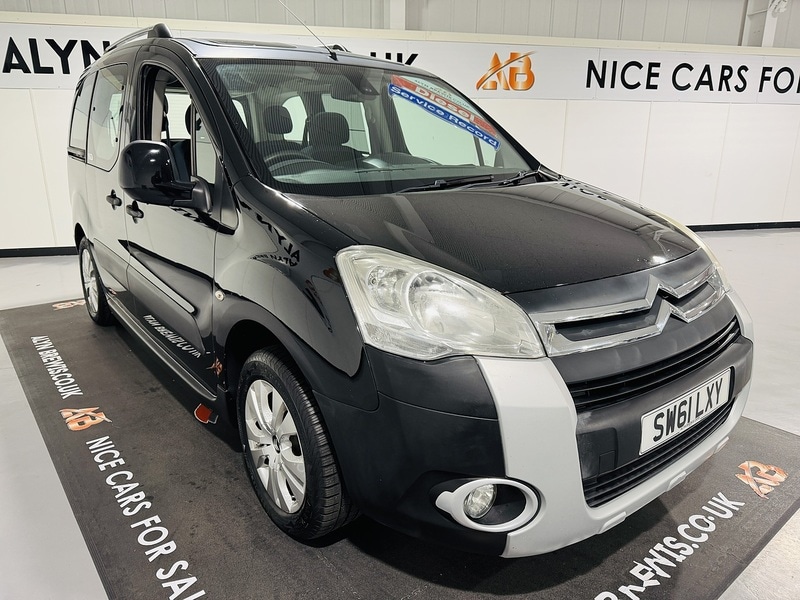 Used Citroen Berlingo 2012 for sale - 76334079: Photo 2