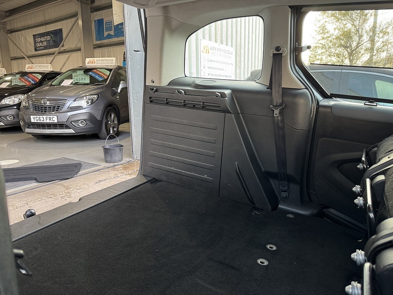 Used Citroen Berlingo 2012 for sale - 76334079: Photo 77